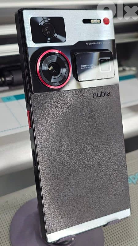 zte Nubia z60 ultra 16+12 ram 512 gb 3