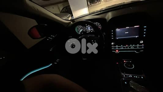 Jaguar F-Pace 2018