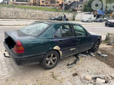 Mercedes-Benz C-Class 1995