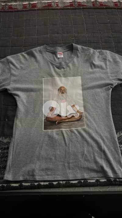 supreme Tshirt