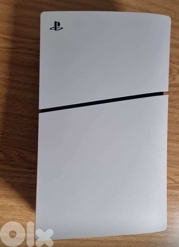 ps5 slim used like new for 2months 1