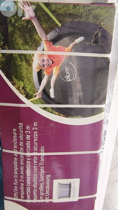 Plum 3M fun trampoline and enclosure 3