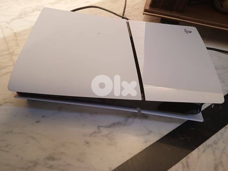 PS5 SLIM 1TB disk Europe used + 2 original controllers + 5 games 4