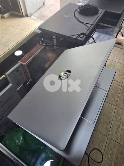 hp pro book i5 11 th 16 512 . . super clean