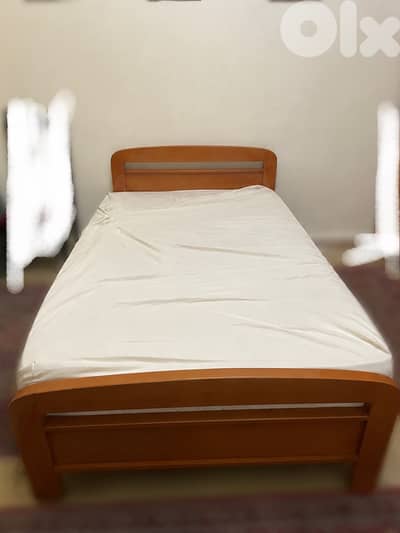 two beds مفرد ونص عدد ٢