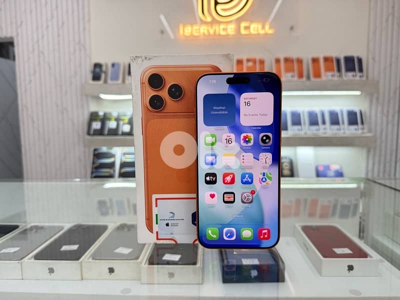 IPhone 17 pro max 256 Gb 2 years warranty excellent condition cycle 56 1