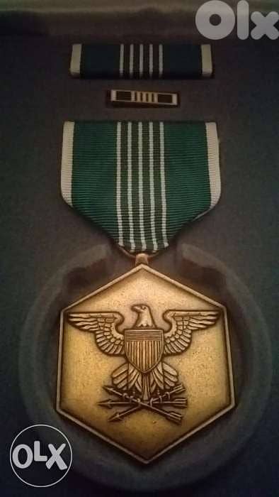 نيشان امركاني سعره 25  $ 0