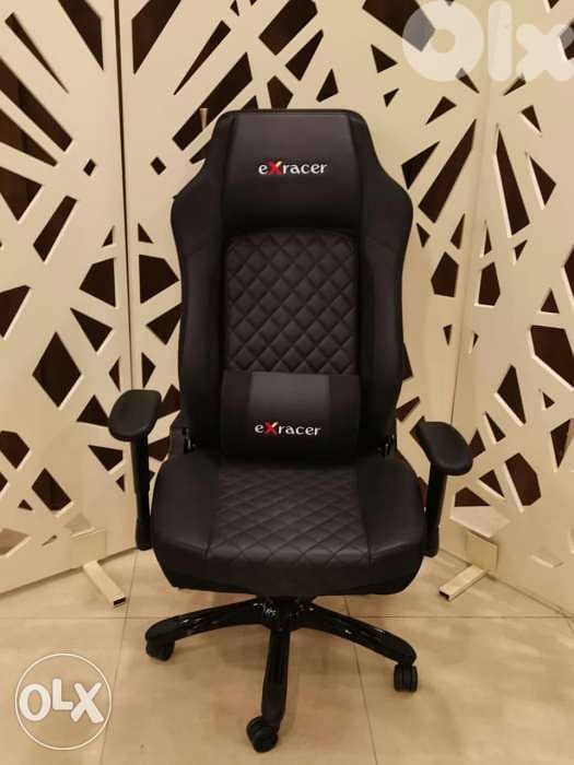 gaming chair 1