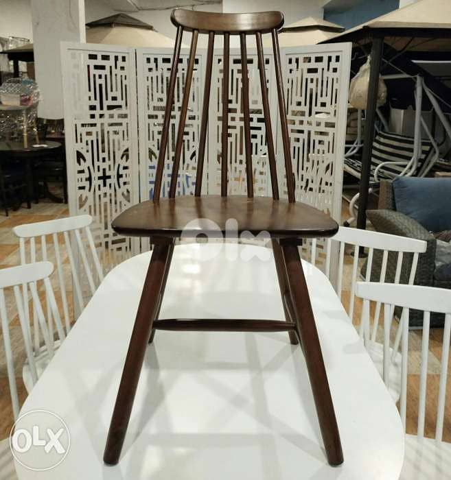 طاولة سفرة مع كراسي 1