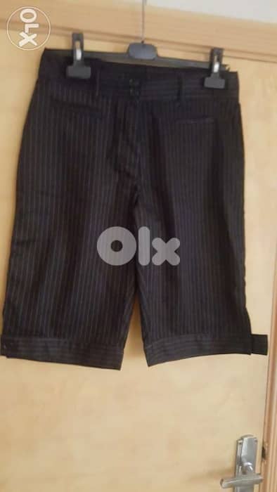 JENSEN woman bermuda short and gilet set 36 38شورت 1