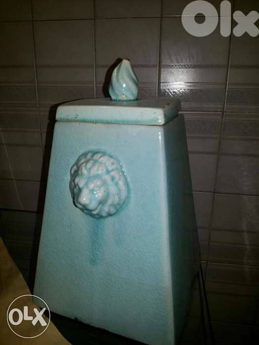 pièce en céramique 0