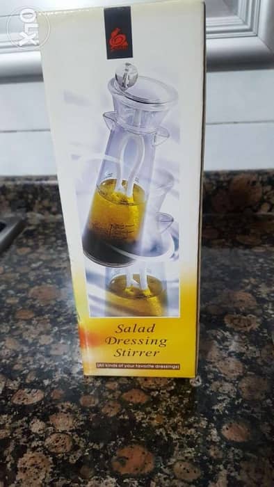 Rotaing handle lid Salad dressing stirrer 1