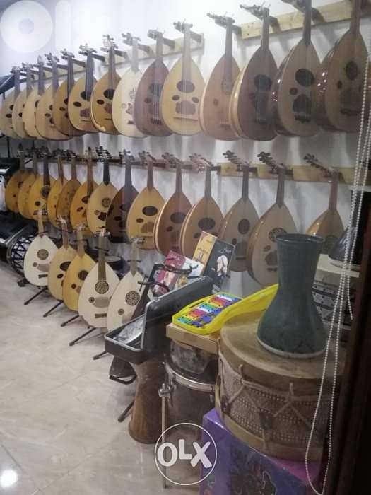 بيع وشراء وتصليح كافه انواع الالات الموسيقيه 0