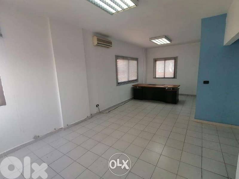 L08613 - 4-Rooms Office for Rent in Bouchrieh - Cash 0