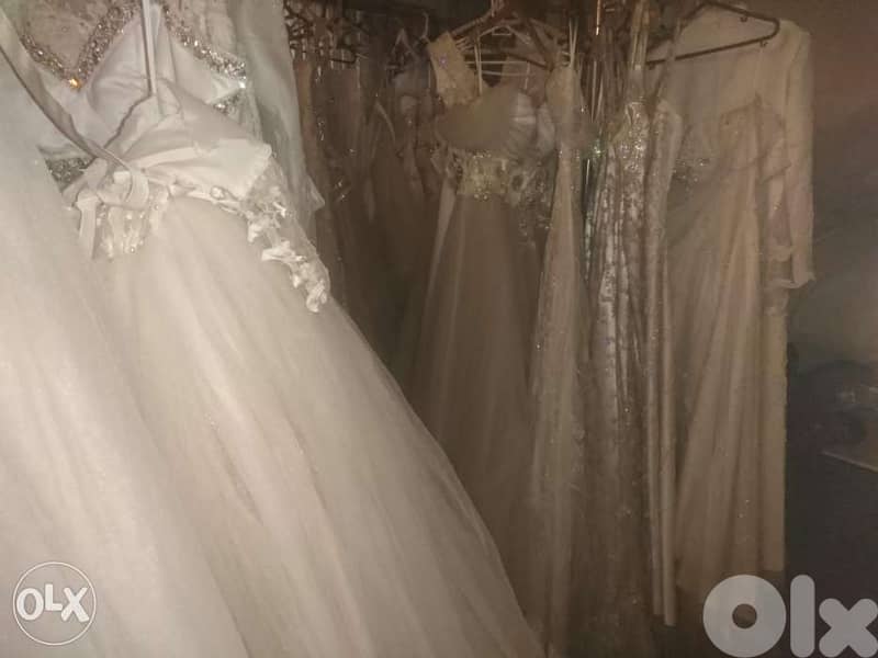 فساتين الأعراس جاهزة الأن داخل صالة العرض 2