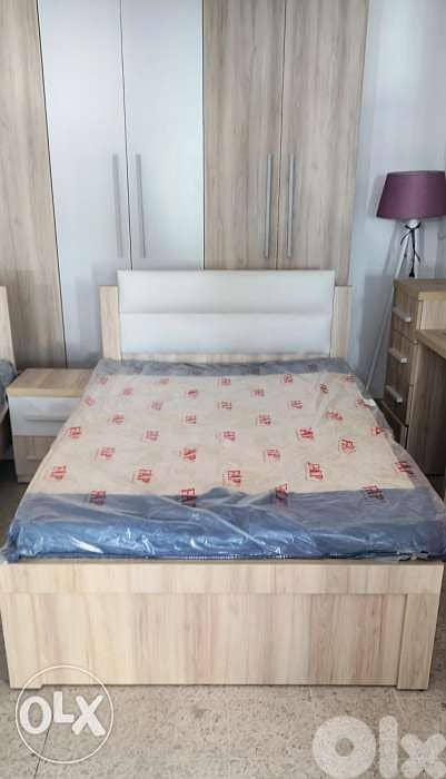 تخت مفرد ونصف single bed 2