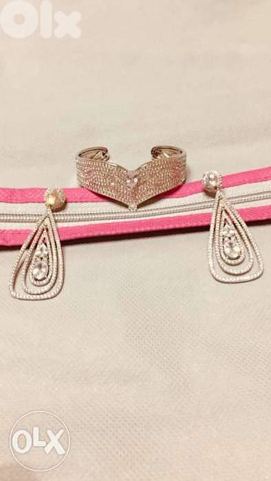 Dress with accesories 4