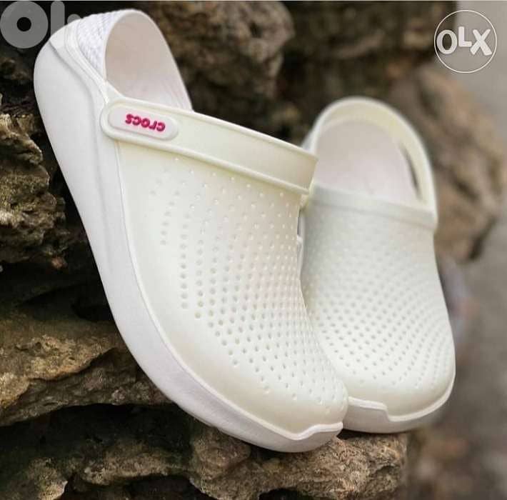crocs white 0