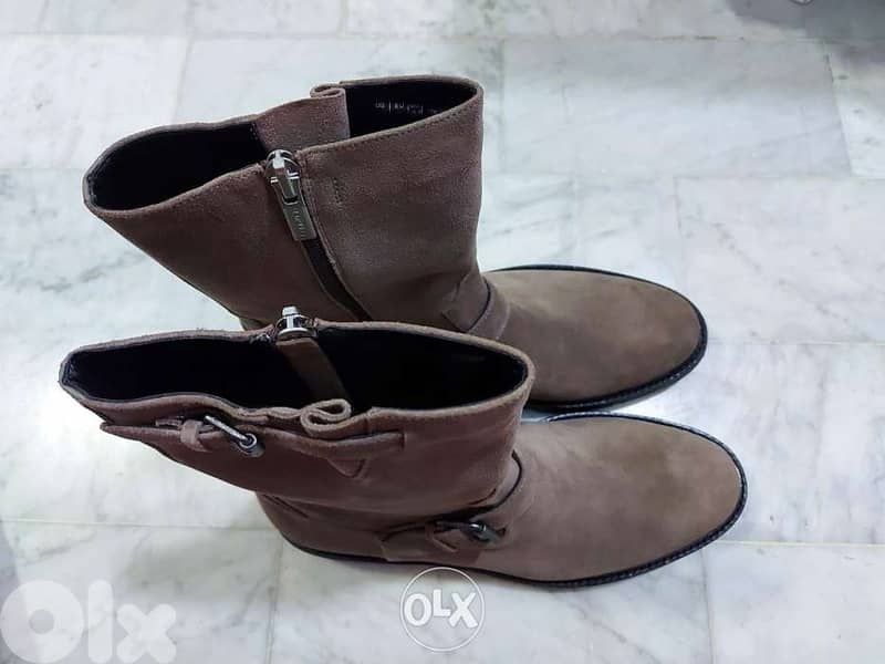Calvin klein boots size 45 1