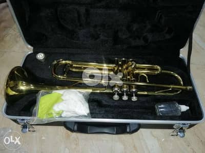 Trompet with bag oil and bag