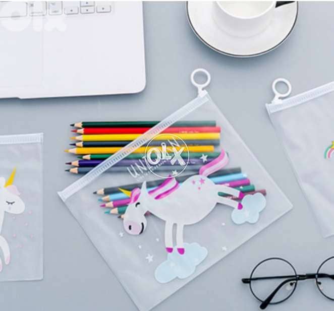 Cute Unicorns transparent pouch 1