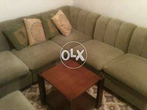 Living room furniture in good condition 2