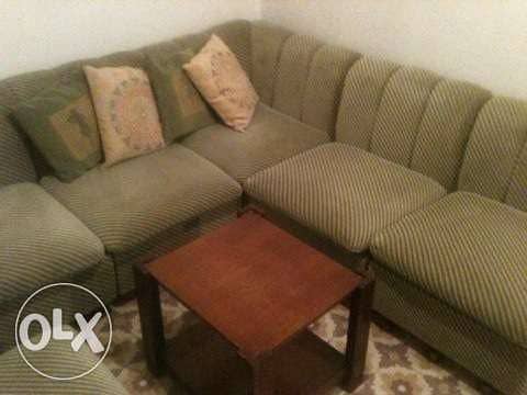 Living room furniture in good condition 4