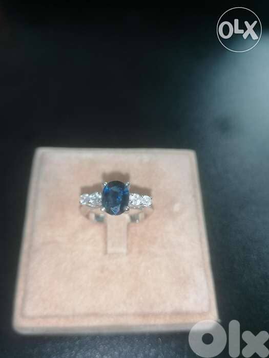 Natural diamond and saphire ring 5