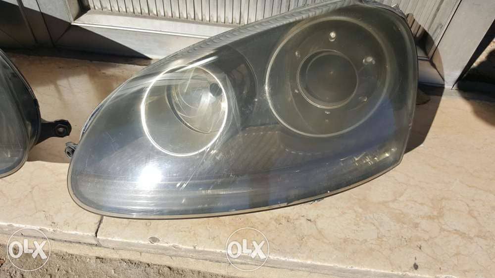 Golf 5 Headlights Dark 1