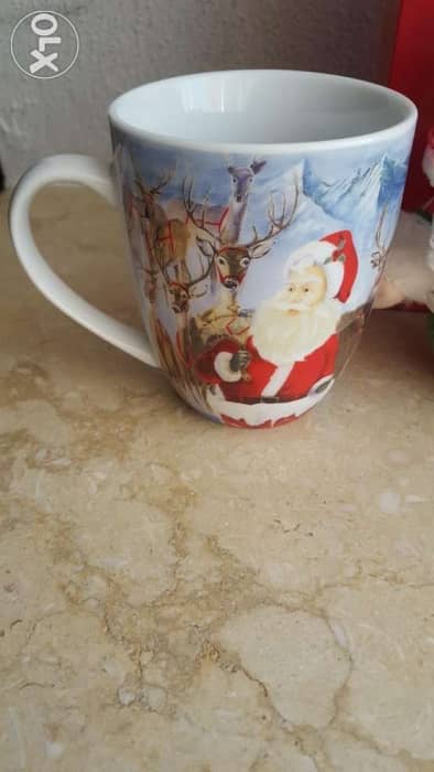 Christmas gift santa claus in a cup 2