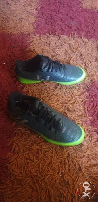 Authentic adidas messi boys size 37 ½ 1