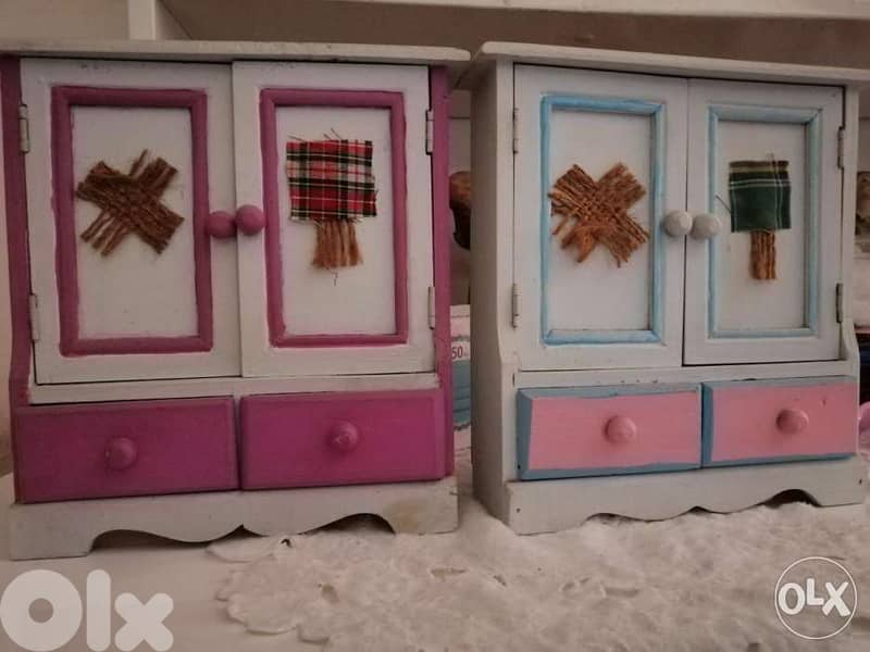 خزانات للديكور 0