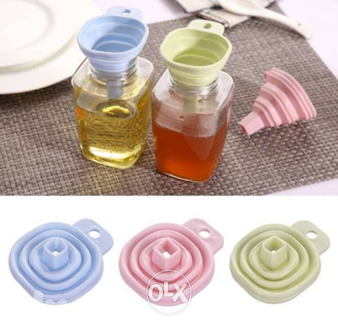 High quality Foldable silicone funnels 2$ 3