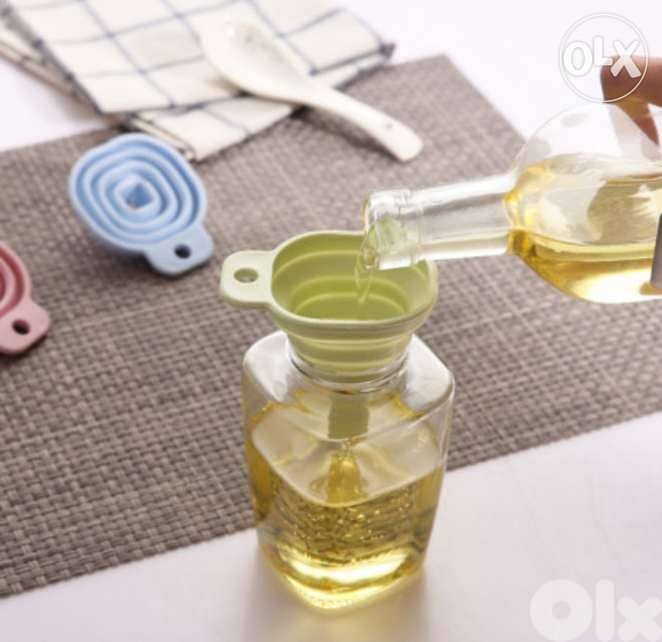 High quality Foldable silicone funnels 2$ 1