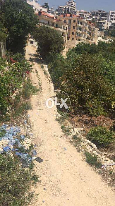 L08745 - Land with a Small Old House in Bouar for Sale 4