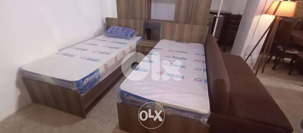 Single bed.  90cmتخت مفرد 0