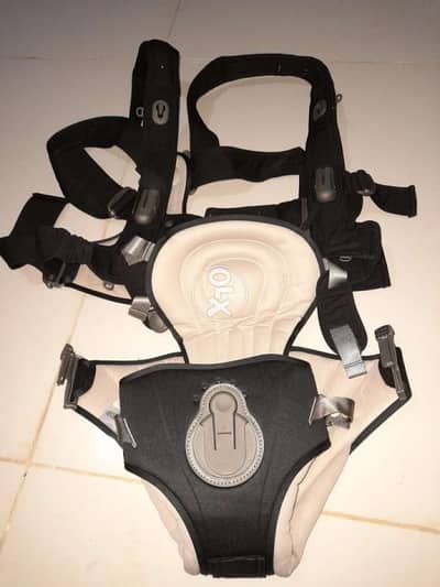 Mamas and Papas Baby Carrier suitable for travel