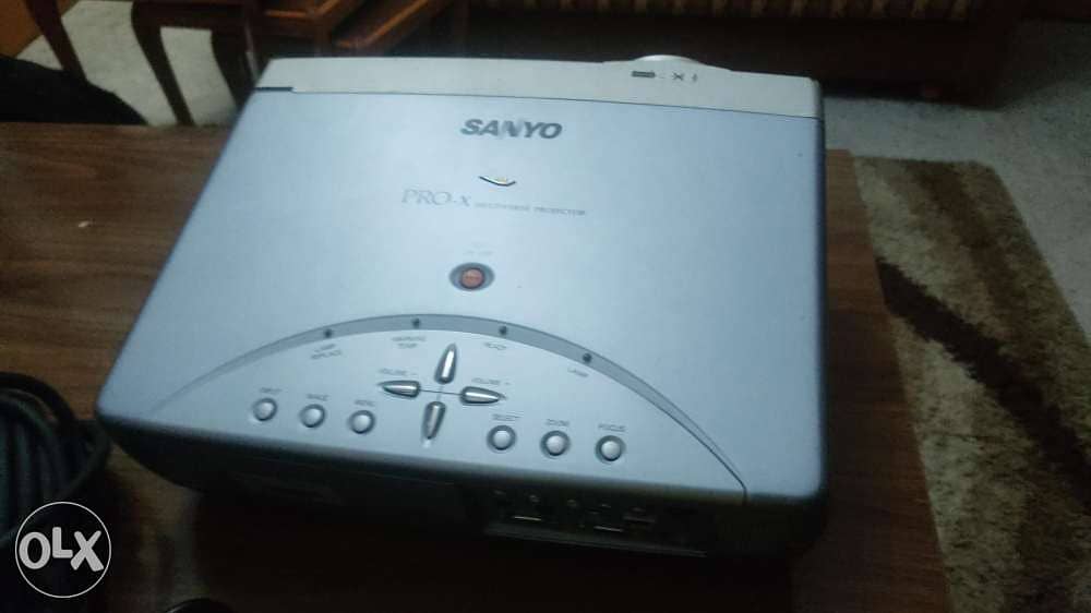 Sanyo Projector 1