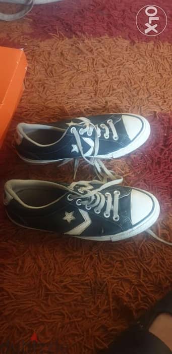Authentic converse boys size 38 3