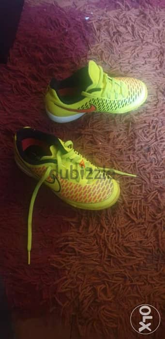 Authentic Nike JR Majestic boys size 30 1