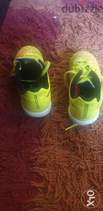 Authentic Nike JR Majestic boys size 30 2