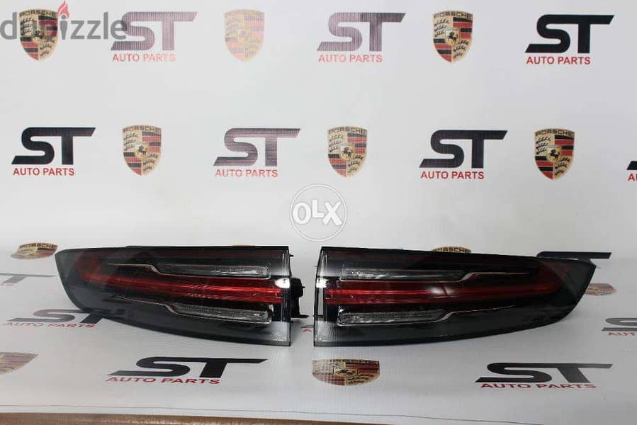 Porsche Cayenne OEM E3 2020 Tail-Lights 1