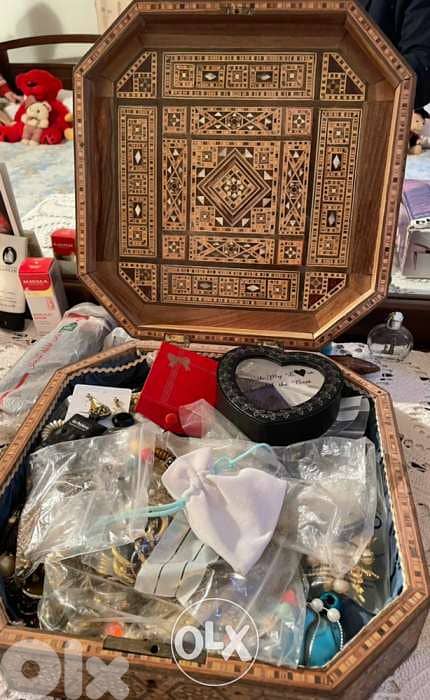 Octagon Wooden Mosaic Box 1