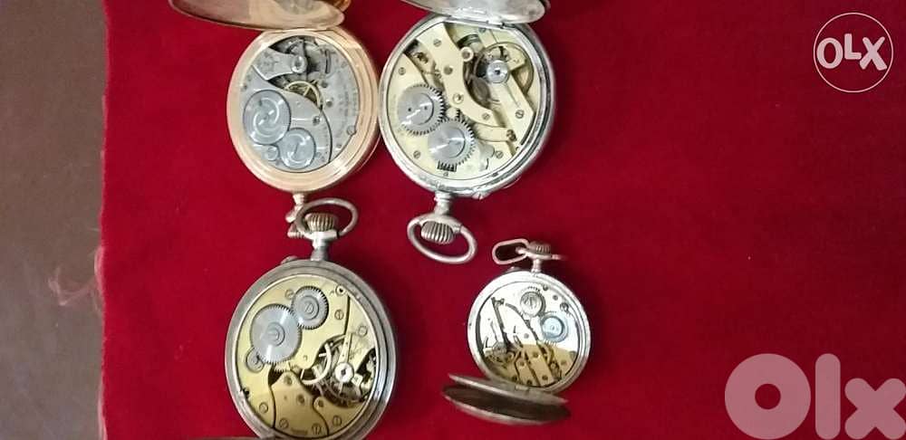 ساعات قديمة سعرهم  250$ 1