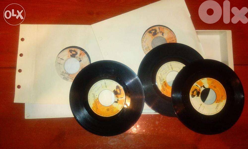 list of french 7inch vinyls starting 3$ ask for price 0