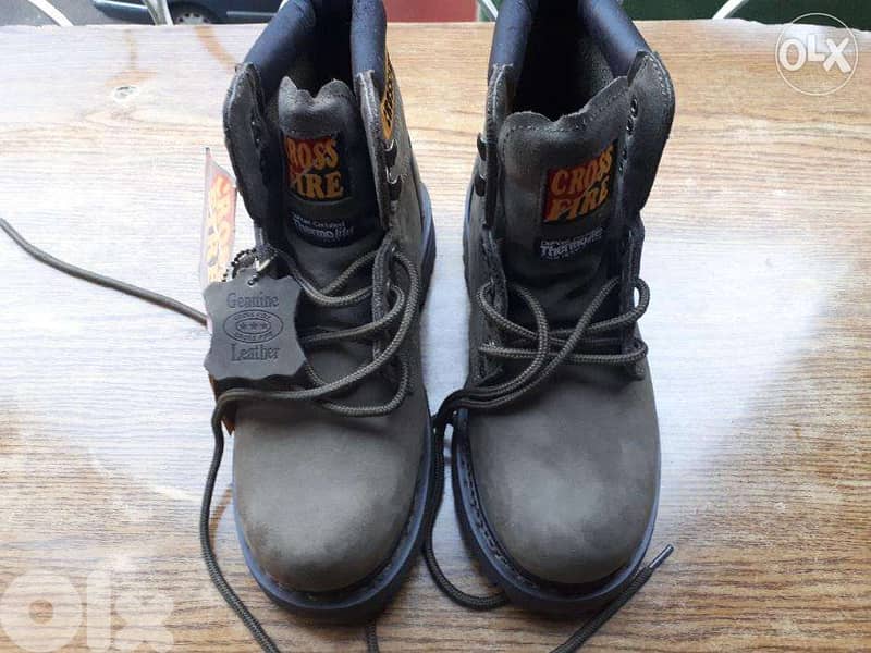 Cross Fire Shoes no 40.5 (cash $ only) 1