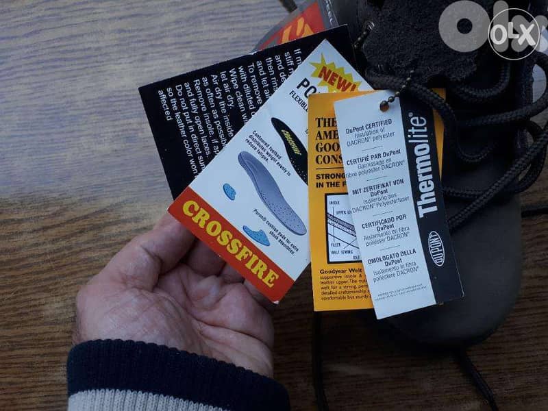 Cross Fire Shoes no 40.5 (cash $ only) 5