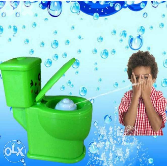 Hilarious toilet water splash prank  toy 0