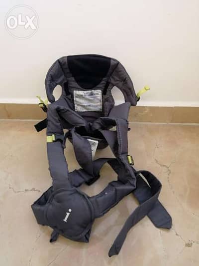 Infantino kangaroo baby holder