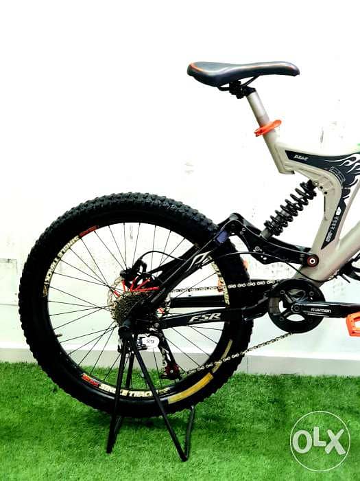 SPECIALIZED big hit Downhill bike 2